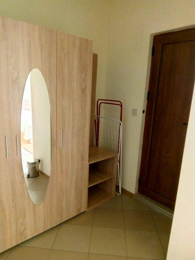 Alfa Guest Rooms With Parking Várna Kültér fotó